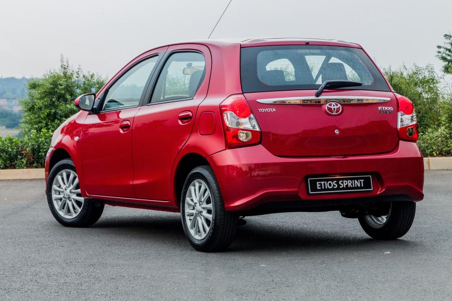  Toyota Etios Hatchback Sprint 2017 года  (ZA) (фото 10 из 33)